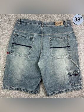 Vintage Y2K Embroidered Baggy Denim Jean Shorts